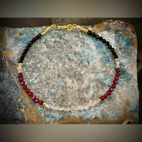 Herkimer Diamond,  Black Spinel, Ruby Bracelet 18kt Gold Vermeil Beads and Clasp - Picture 8 of 9